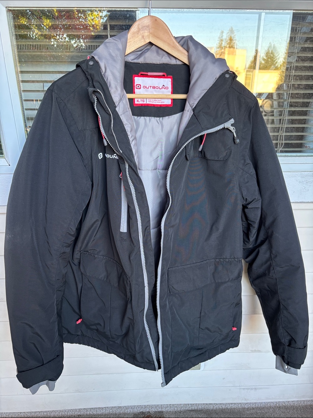 Black Hooded Winter Jacket (XL) with Insulated Lining
